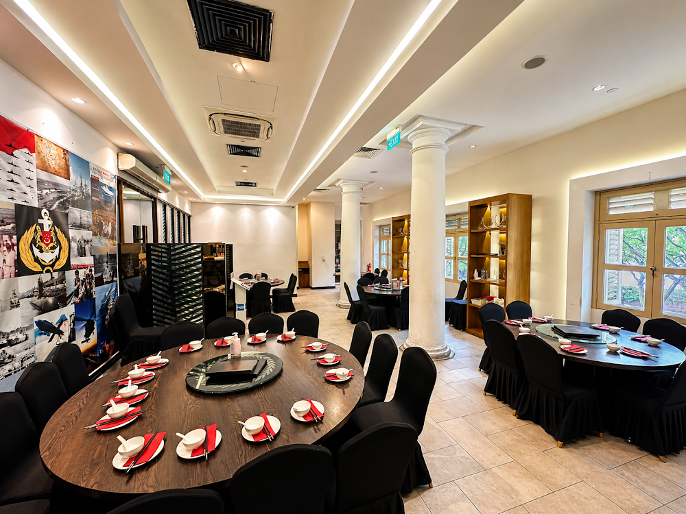 New Ubin Seafood CHIJMES